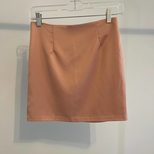 Peach Satin Mini‎ Skirt size Small preowned